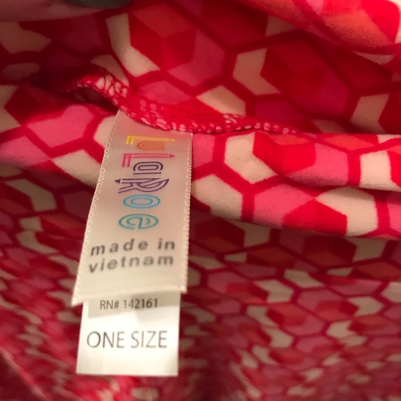 Lularoe leggings, BNWOT, OS, pink geometric - Picture 2 of 2